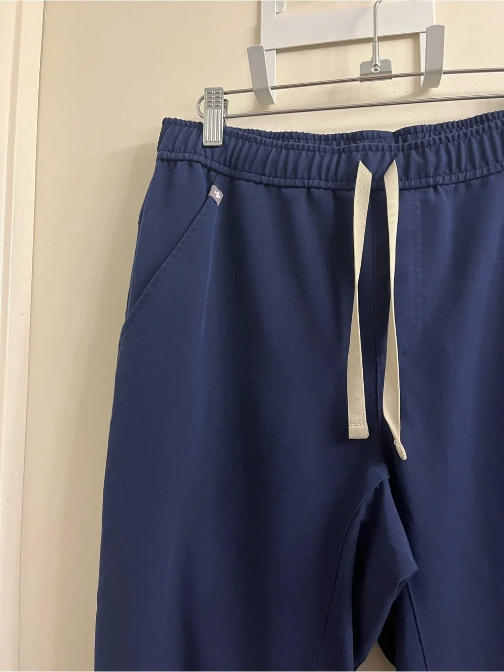 Figs Men’s Navy Blue Jogger Scrub Set Medium